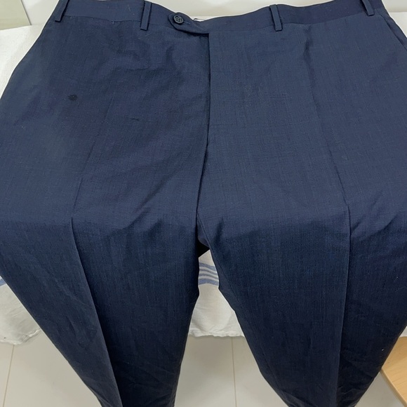 Canali Dress Pants Like New, Size 40” Waist and 33” Inseam.100% Wool, Navy Blue - Picture 8 of 16
